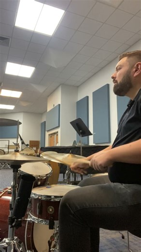 Learn this simple drum pattern! #drums #drummer #percussion