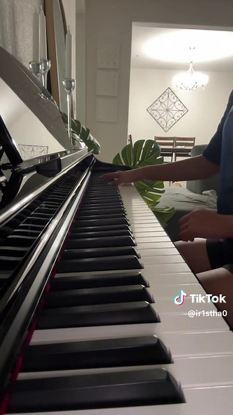 Victor's Emotional Solo Piano Cover of Corpse Bride