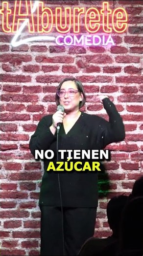 That's NOT food! 🚫🤣 - Nadia Chiaramoni | Viral Taburete Clips #standup