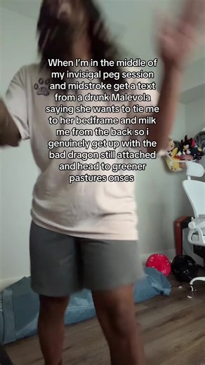 Navigating Awkward Texts During Pegging Sessions