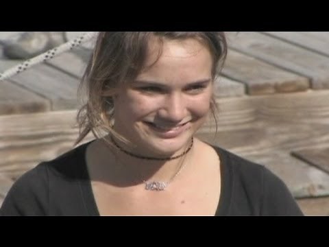 Laura Dekker becomes youngest round-the-world solo sailor