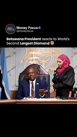 Ever seen a $40 million diamond? 💎 Botswana just found one. In a breathtaking discovery, a 2,492-carat diamond — the second-largest ever recorded — has been unearthed in Botswana. Roughly the size of a clenched fist and weighing nearly half a kilogram, this extraordinary gem was discovered at the Karowe Mine, operated by Lucara Diamond Corp. The price tag hasn’t been confirmed yet, but here’s a clue: in 2017, a 1,109-carat diamond from the same mine sold for $53 million. Experts are already sug