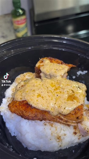 The rice was not ricing this day. I was learning to NOT use my rice cooker lol 2024 cooking 👩🏽‍🍳 #salmon #dinner #dinnerideas