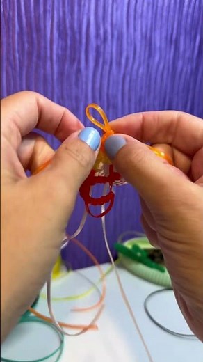 Finishing a combo gimp lanyard with the butterfly stitch