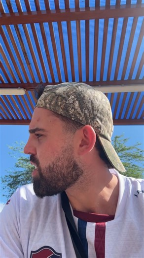 Proper grafter he is #fyp #travel