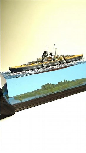 Bismarck Before and After Diorama- Watch Full video ☝️☝️#shorts #diorama #resinart #ww2 #art #epoxy