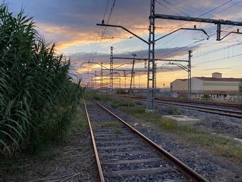 Exploración Urbana en el Terrorífico APARCADERO de TRENES #urbex #urbanexploring