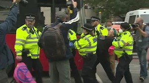 XR protesters arrested after blocking London Bridge with bus