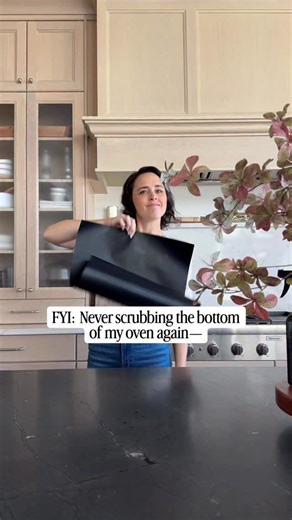 Andrea Nelson | Home Decor | Interior Styling | Amazon Finds on Instagram: "Follow + type: “LINK” for this GENIUS oven liner that has sold like crazy, and saved me from dozens of baked-on messes. ✨ You don’t generally hear me say you “have to get” something—but you HAVE to get these non-stick reusable liners!! They are the kitchen hack no one should be without: Such a simple solution to keeping the bottom of your oven clean from hard, baked-on messes, and since the mat is NON-STICK, it washes li