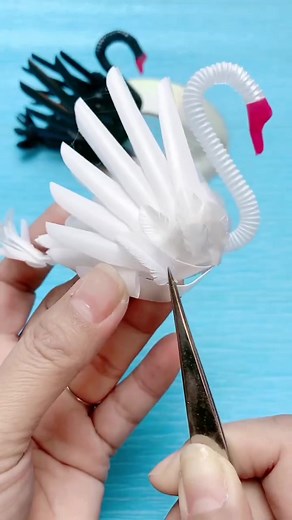 Diy straw swan ornaments#diy #handmade #creative #interesting #decoration #forkids #diyideas