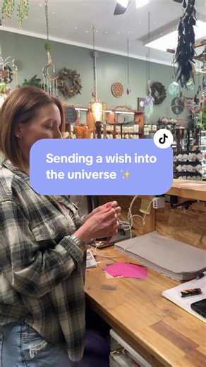 Linsey’s making a wish and sending it for the universe to handle ✨ We love these wish papers! Great to use for birthdays, new beginnings, manifesting or any ritual! Happy birthday Linsey!!! I hope all your wishes come true!! You deserve every single one! @Flying Wish Paper #makeawish #manifestation
