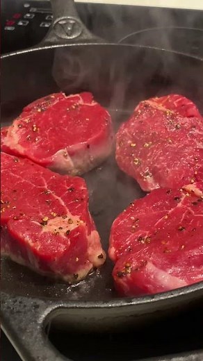 🔥 Steak frites done right — juicy steak, crispy fries, zero leftovers 🍟🥩