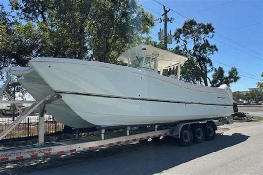 New 2025 World Cat 325 CC, 34104 Naples - Boat Trader