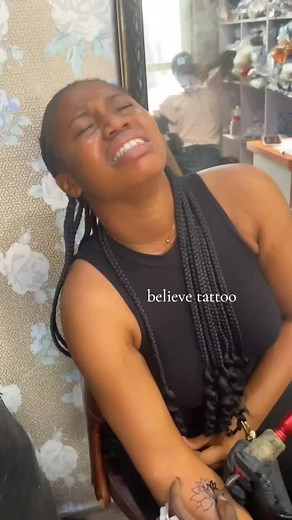 Explore Stunning Hand Tattoos for Women