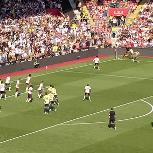 992K views · 10K reactions |  3 goals, 2 games! | Leeds United | Facebook