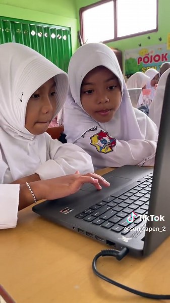 Simulasi ANBK Hari Kedua | TikTok