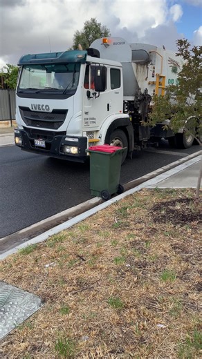 #recycling #australia #garbagetruck