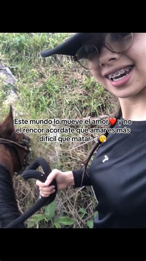 Videos de Echeverry🎀🧸 (@naela.echeverry4) con “sonido original - Daniel”