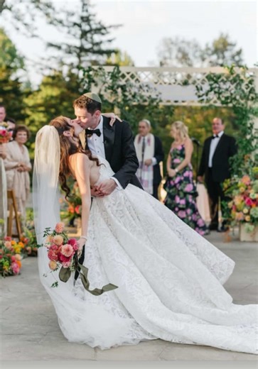 Stunning Weddings at Greenacres: A Fall Celebration