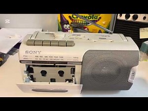 Mini Sony boom box 1985