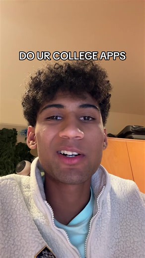 Essential Tips for College Applications During RD Season