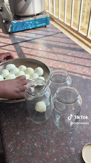 How to Make Flavorful Pickled Eggs at Home