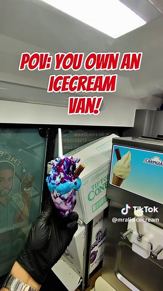 How to Make the Perfect Fizzy Bottles Sundae