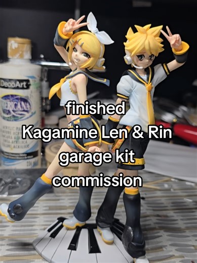 finished Kagamine Len and Kagamine Rin garage kit commission! I forgot to add the 02 to Rin's arm so I did it after #figurepainting #kagaminelen #kagaminerin #animefigure #vocaloid