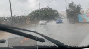 LIVE! It never rains but it pours! 😱⛈🌧⚡️☔️💦😟 Malta right now! 🎥 Stephen Vella | Malta Weather
