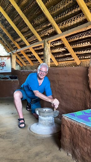 1.1M views · 41K reactions | Sri Lankan homemade sweets made with patience, love, and tradition. You won’t find these unique flavors anywhere else! The process isn’t easy, but the taste is truly unforgettable! ✨ #srilanka #traditionalsweets #authentictaste #foodievibes #islandflavors | Guide Nuwa Sri Lanka | Facebook