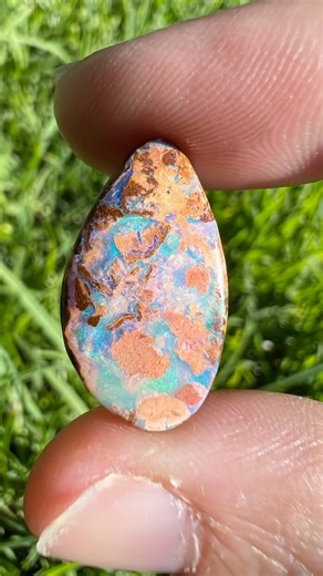 New opal 🚨 alert! These boulder opal and wood replacement opals are new to our website now. Enjoy😊⚒ #brokenrivermining #opalminer #opalcutter #ethicalgems #opalsonline #opals #boulderopal #woodreplacementopal #pipeopal #opal #australianopal #queenslandopal | Broken River Mining