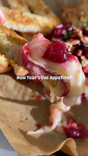 25K views · 44 reactions | Melted cheese has a special place in my heart because it was something that I used to make as a child. I mean melted cheese in the microwave is life still but now we are just a little more fancy with it  Grab this recipe and make it for your New Year’s Eve for a little extra deliciousness! Comment CHEESE and I’ll send you the recipe 﫶 | Lifestyle of a foodie | Facebook