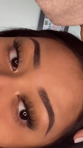 Elf Brow Cream Tutorial: How to Fill and Carve Brows