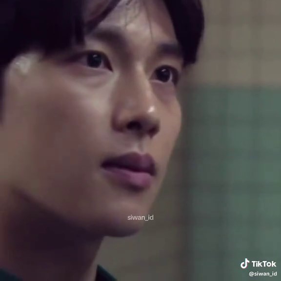 Im Siwan in Squid Game 2: Memorable Moments