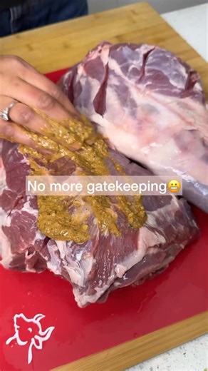 The only roast dinner worth having imo. Ditch the turkey this Christmas and knock up a leg of lamb instead. Drenched in the marinade of dreams it will melt in your mouth on Christmas Day. Sack off swallowing down a dry bird and you’ll never look back. What’s it gonna be… 🦃 or 🐑? Let me know in the comments 😘. — #recipe #homecooking #homemade #cooking #comfortfood #food #roast #dinner | Sobia’s Spice