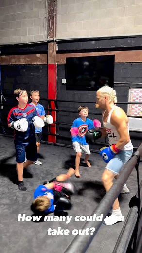 7.3K views · 198 reactions | How many are you taking out before getting beat up? LMAO! [the_americanninja/IG] | Red Corner MMA | Facebook