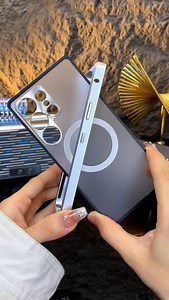 Aluminum alloy metal frame with automatic snap design for easy disassembly and assembly Frosted back film for anti-sweat and anti-fingerprint #Samsungs25ultra #anti-fall mobile phone case | Trendy Tech Review