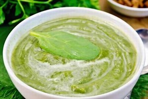 Spenótfőzelék fokhagymásan | Mindmegette.hu