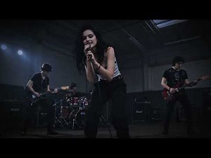 Cigarette Smoke & Mirrors - Hannah