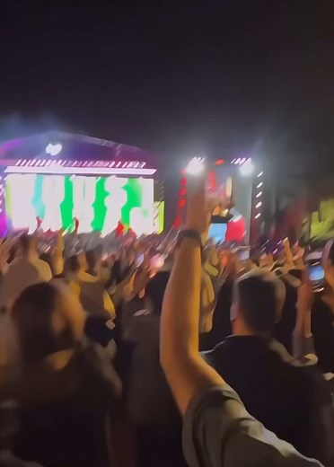 Tehran's Vibrant Concert Experience✨