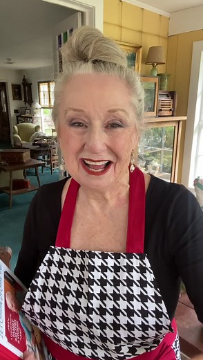 1.2M views · 81K reactions | Brenda Gantt’s Cookbook. I’m so excited. Thank each and every one of you. You can now call toll free to 1 833-839-6871 or you can order online at brendaganttbook.com. Thank you all so much! | Cooking with Brenda Gantt | Facebook
