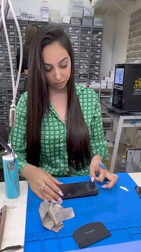 237K views · 5.1K reactions | iPhone 14 screen protector #Tamaratmobile | Tamar MTmobile | Facebook