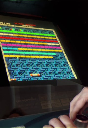 ⏩ video of Arkanoid at RadBar 👾#arkanoid #arcadebar