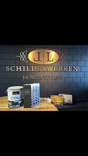 Goed nieuws☕️🍰 Sinds vandaag werken wij samen met LAB colour the world! Wij kijken uit naar mooie projecten en een succesvolle samenwerking 🍸🍾 #labpaint #labcolourtheworld #samenwerking #teamwork #behang #bussum #bollenstreek | Leander Van Der Poel