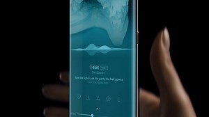 Say goodbye to physical keys, with #HuaweiMate30 Pro's side touch design. Tap the Invisible Virtual Keys for dual side control. #RethinkPossibilities | Huawei Mobile