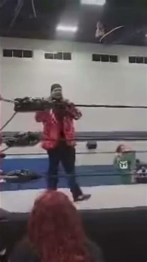 Manager GOES OFF SCRIPT #wrestling #promo