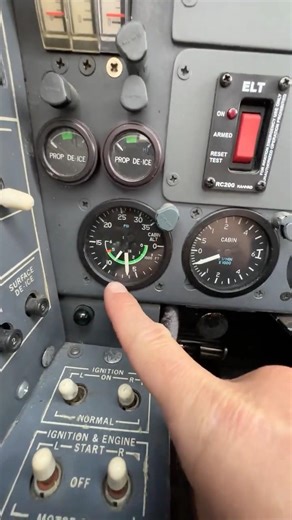 Aircraft Pressurization Explained! Simpler Than You Think! #ifr #aviation #flighttraining #shorts
