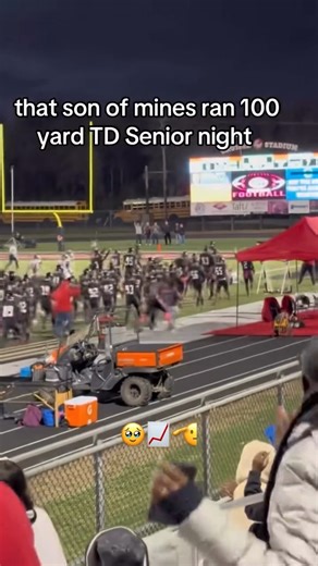 Mom w/ crazy camera work too 🔥🤞 ( via -lashea_88/TT ) | MaxPreps