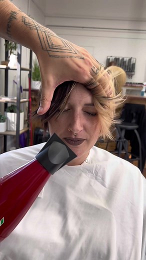 The Long Pixie Haircut: Effortless Style Tips