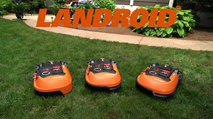Lernen Sie den Worx Landroid kennen, einen vollautomatischen Mähroboter, der Ihren Garten 🌱 rund um die Uhr perfekt trimmt. 👉 Erfahren Sie mehr über den wendigen, sicheren und präzisen Rasenroboter, der sich genau an die Größe und Form Ihres Rasens sowie an die Wachstumsgeschwindigkeit Ihres Grases anpasst! | Worx